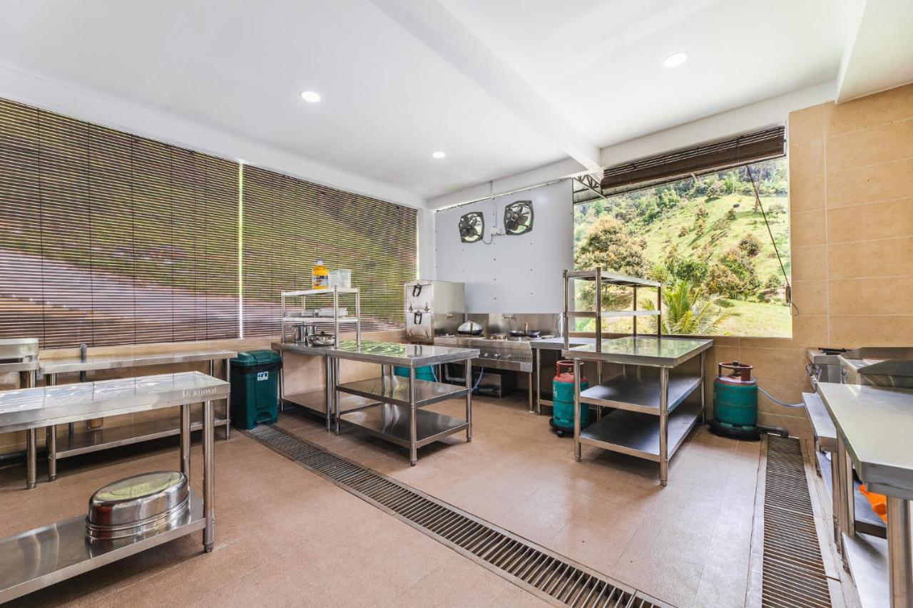 בנטונג Ellin Forest Karaoke & Pool Resort Bukit Tinggi מראה חיצוני תמונה